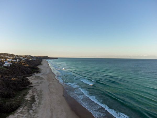 Sunrise Beach - private tropical haven close to beach.