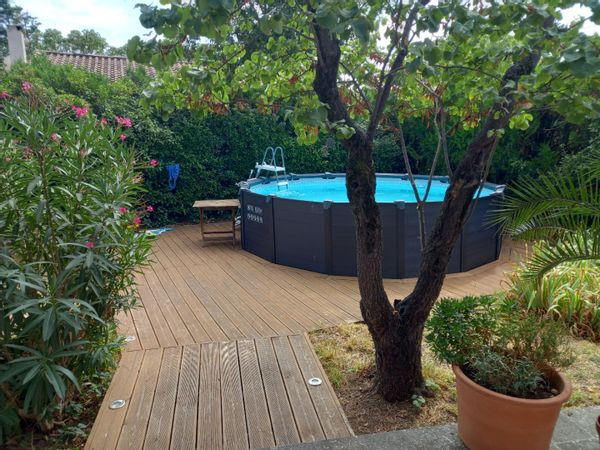 LUBERON-PROVENCE Maison lumineuse, jardin ombragé & piscine