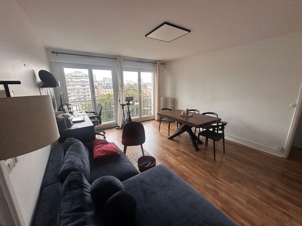 Appartement lumineux avec vue imprenable – 3 nuits minimum