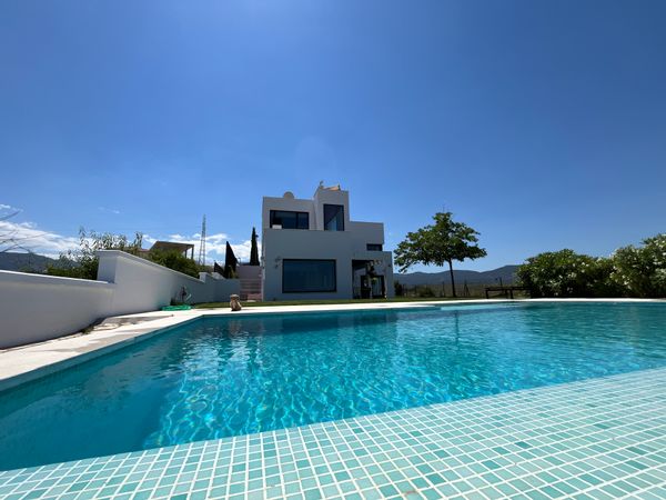 Cecilia's house