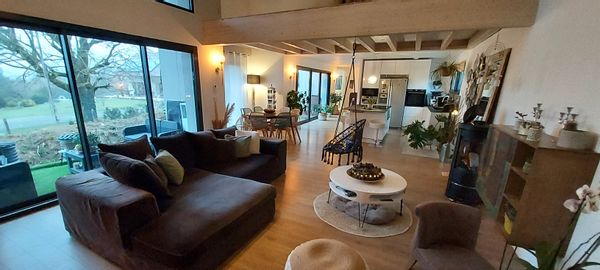 Emmanuel's house