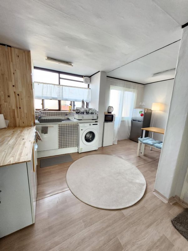 Eunji's private room