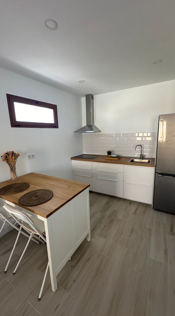 La maison de Anabel, Héctor, Aray e Ico