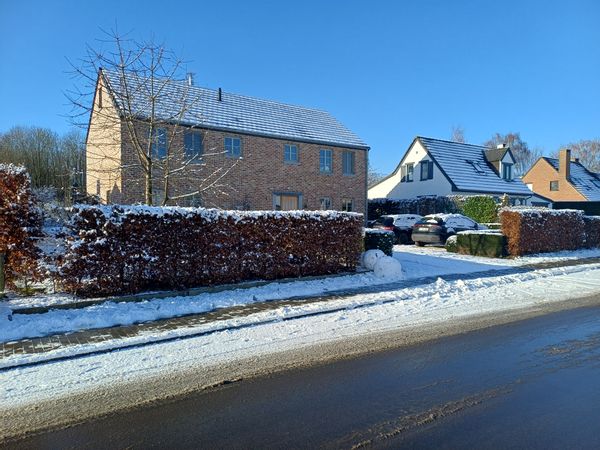 ​Spacious Family Home near Brussels & Leuven (40 min. by car).