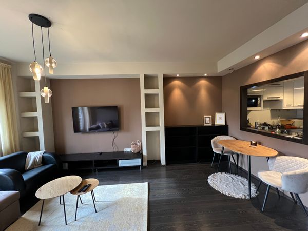 Flat next to the Park, 5 nights min.