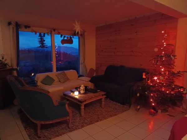 Maison vue panoramique sur les Alpes françaises