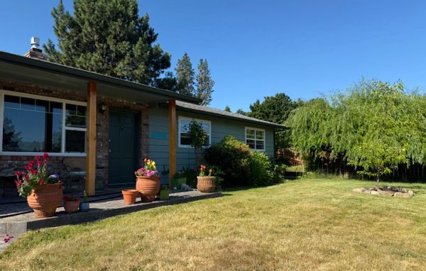 Casa di Heather and Eliki