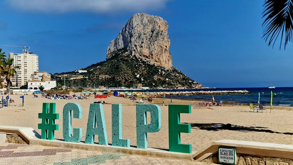 Villa Aspa Calpe/Calp - not Casas Fanadix as Home Exchange insist on calling it!