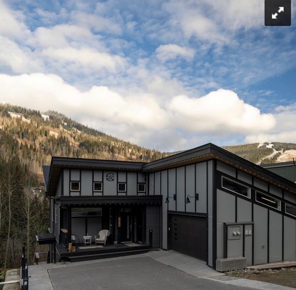 Joy and Kristopherina kuća