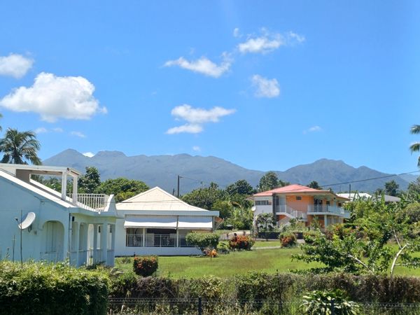 Maison de campagne au pied de la Soufrière
