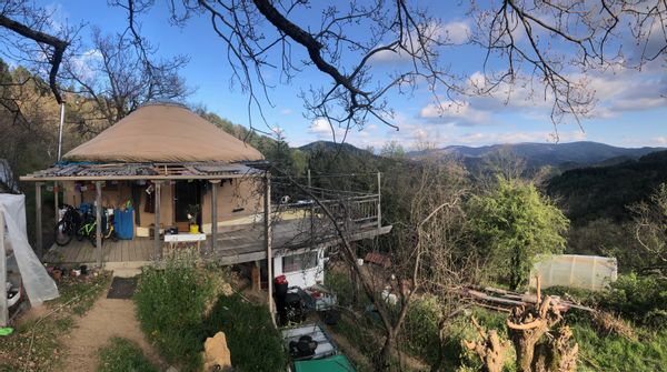 Héliyourte de Delphine et Matthieu au cœur de l’Ardèche