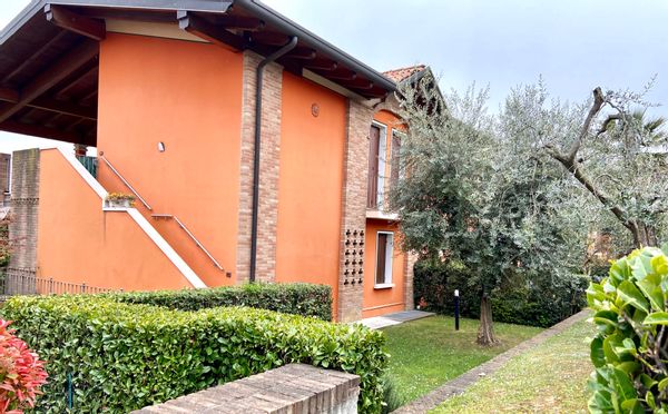 Serena's house