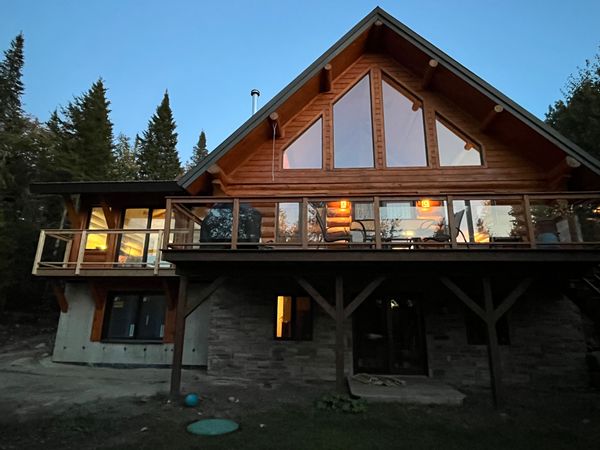 Chalet sur le bord du lac