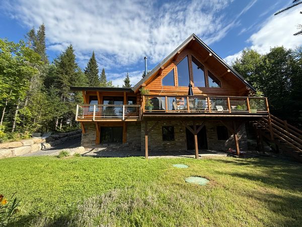 Chalet sur le bord du lac