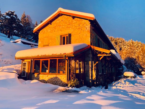 L'Amer, une maison isolée en bord de Vercors