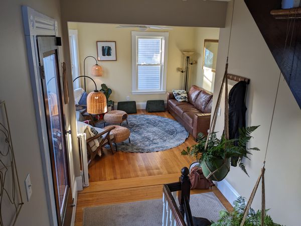 Sunny Cambridgeport home steps from the Charles