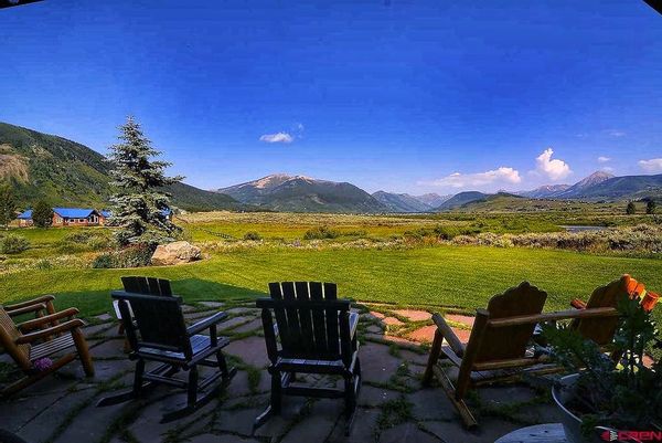 Gorgeous Home on The Slate River, Incredible Views
