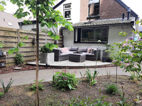 Charming vacation home with enchanting garden!