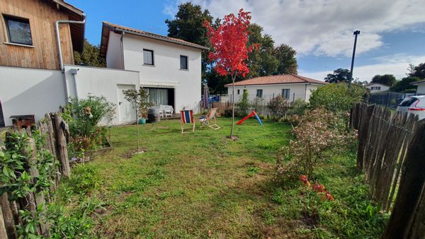 Maison au Centre du Bourg Landais