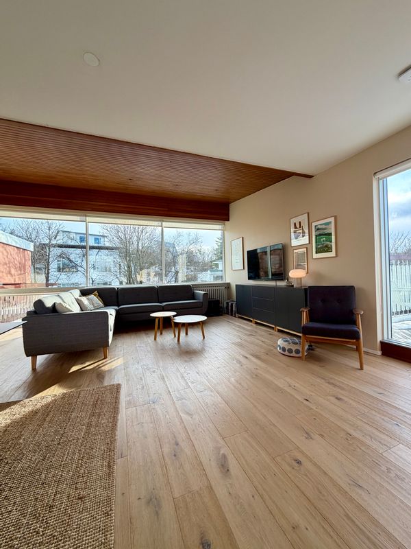 huis van Guðmundur Andri