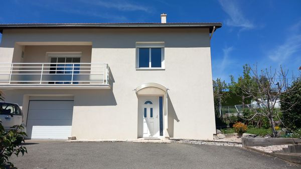 Maison familiale au calme avec jardin
