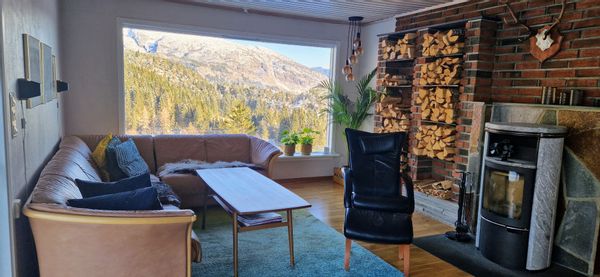 For mountain and nature lovers. SEEKING PLACE NEAR CHAMONIX SEPT 2025.