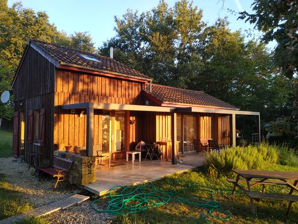 La maison sur la colline indisponible août septembre 2025