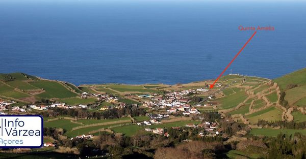 Traditional Açorean oceanview home on São Miguel island