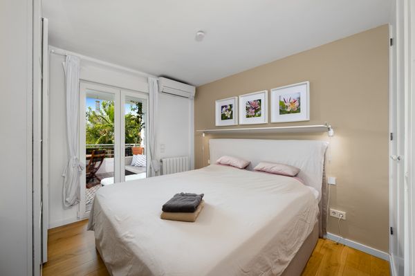 Urban hillside apartment (southwest coast) close to Palma de Mallorca