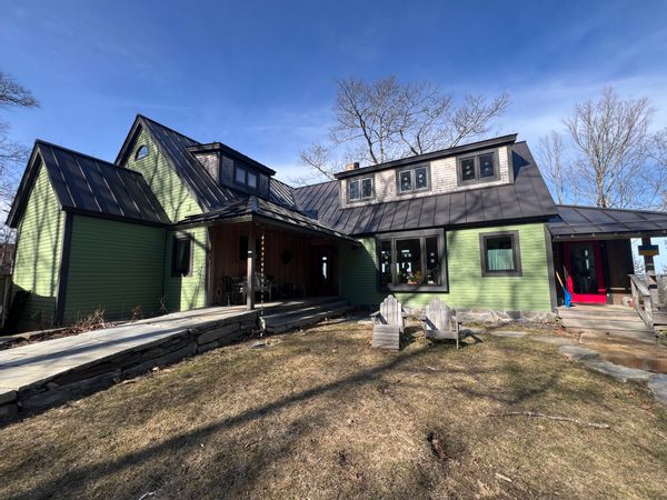 Family-friendly home in Midcoast Maine