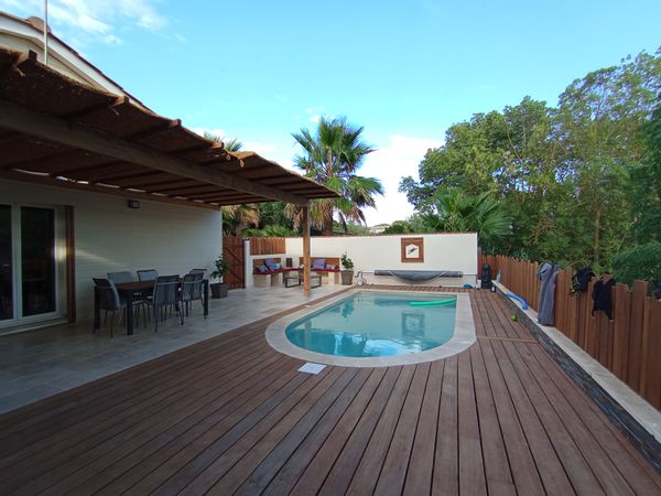 Maison climatisée avec piscine