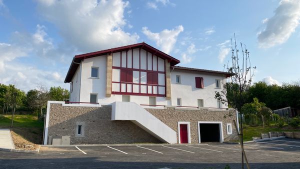 La maison de Jeromine sur la cote Basque Toussaint : Dispo par GP ou en réciproque sur Paris