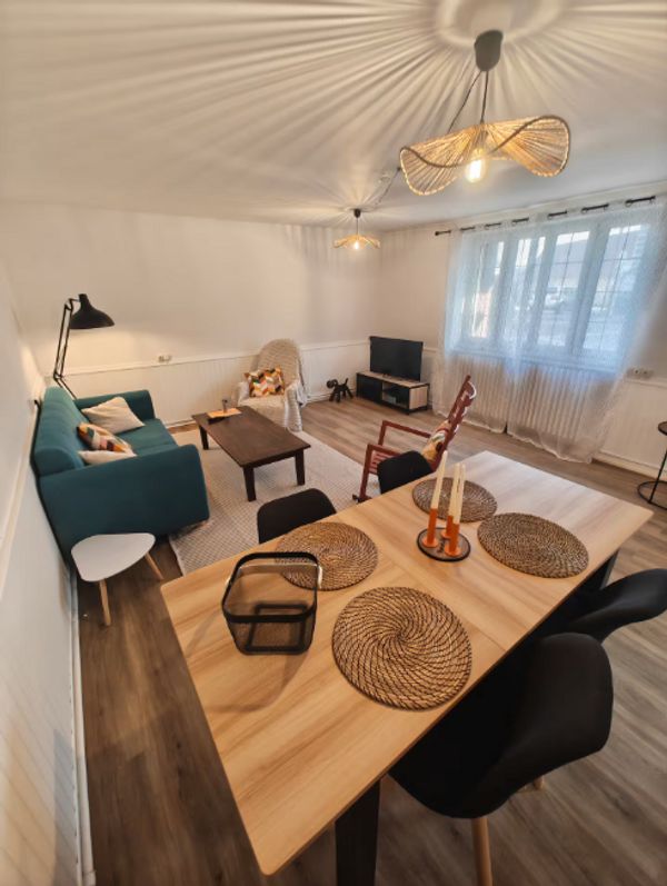 Maison de Séverine et Guillaume au coeur de Saint Vallier, près de la RCEA, Montceau et Le Creusot