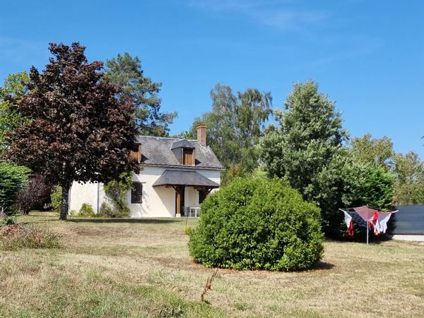 Home in Neuilly-le-Brignon