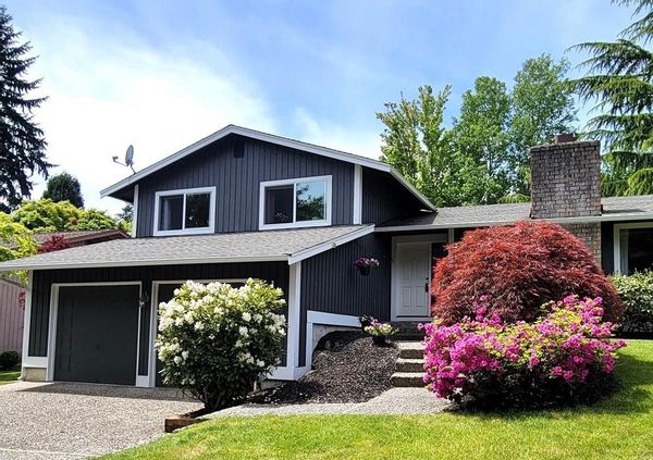 Dongyang (Ester and Jeff)s hus