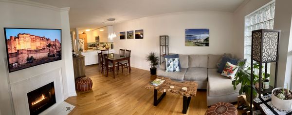 Cozy, Quiet Downtown Flat with King Bed, Stunning Balcony & Steps to Beach + Davie Village