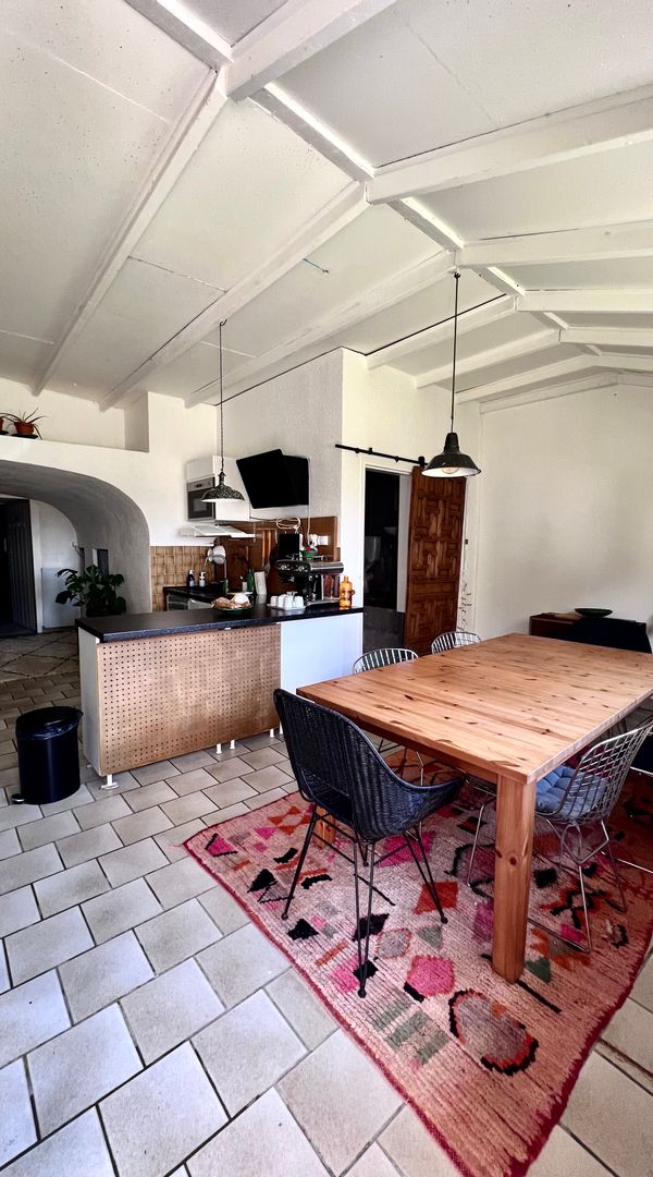 La maison de Dissay sur la colline