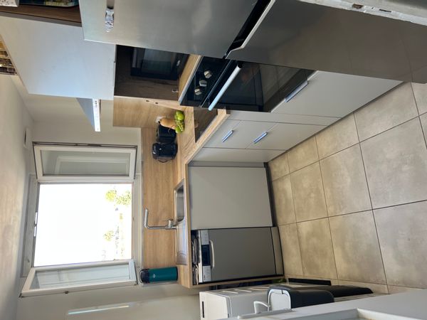 Appartement 3 chambres situé au 4ᵉ étage d’un immeuble au coeur de Perpignan.