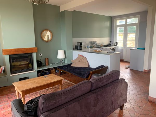 Grande maison de famille avec vue sur la mer