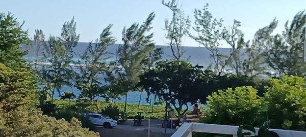 Look for 2/3 months somewhere in the World 26.Simultaneus or not. échange long privilégié en 2026.