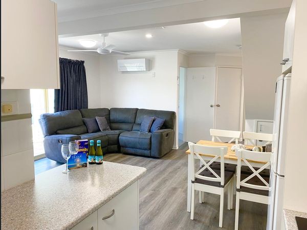 Charming Modern Apartment close to Rainbow  Beach Village