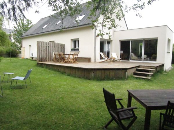 nicolas's house