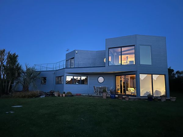 Adrian et Christelle's house