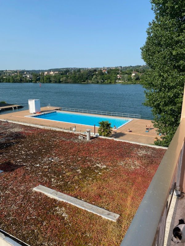 Home in Albigny-sur-Saône