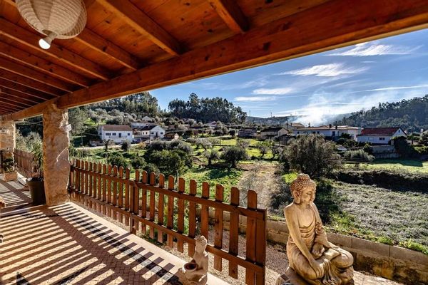 Beautiful stone house with sunny terrace in central Portugal