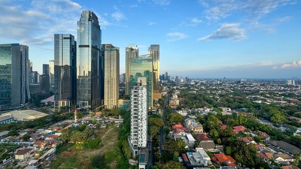 Vue à couper le souffle depuis le 29ème étage, confortable et central