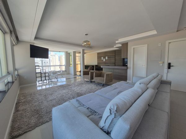 Departamento tipo duplex a metros Del Mar, en el centro