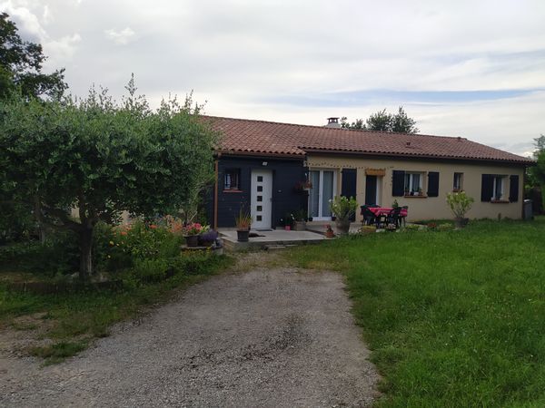 JEAN-CHRISTOPHEs hus