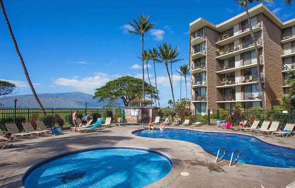 Oceanfront Kihei condo resort pools, and standup paddle board