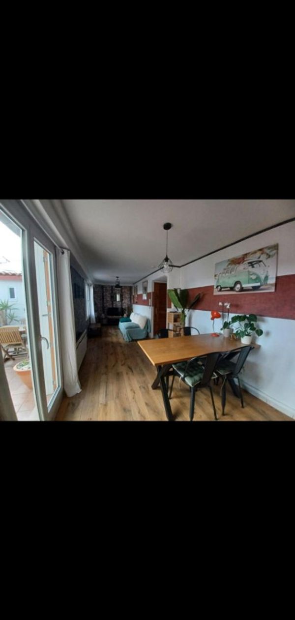 Petit nid perché au centre de Béziers